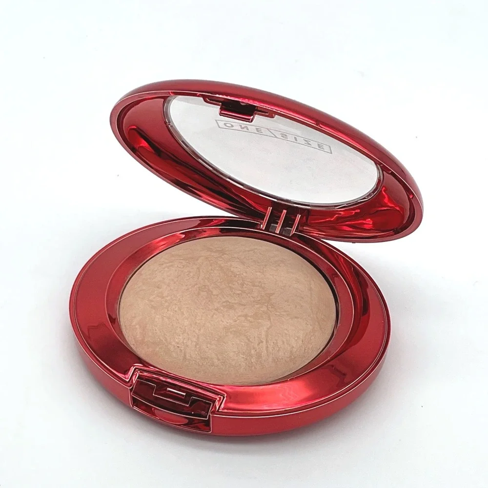 ONE/SIZE Patrick Starrr Boucle Silk Airbrushed Powder Medium 8g Red Compact